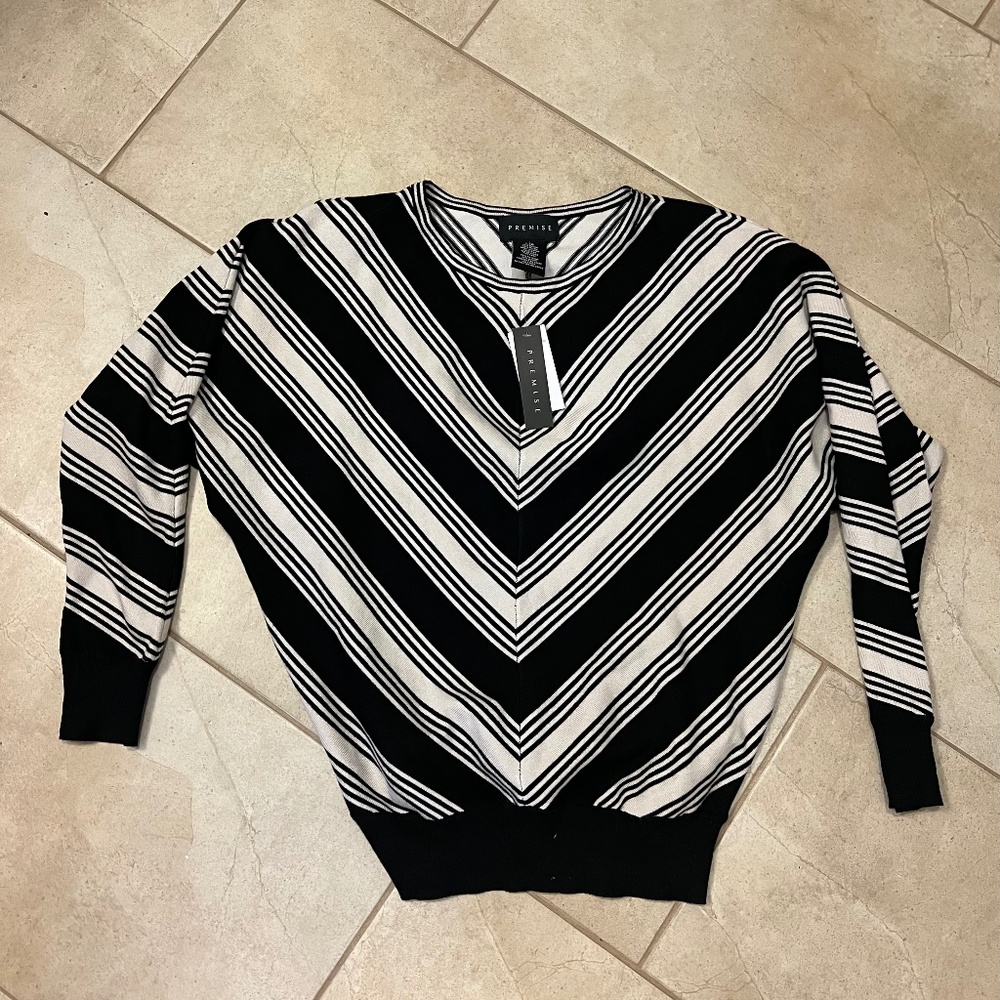 Premise sweater